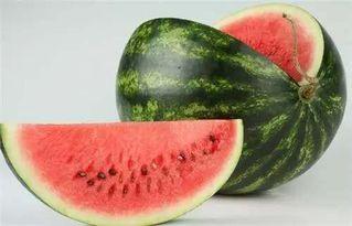 带你吃瓜奇葩冰,奇趣“吃瓜”冰，夏日清凉新体验